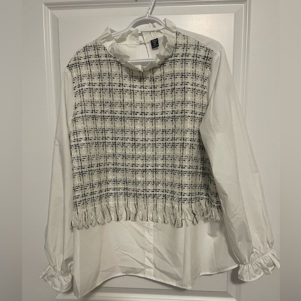 2/$25 🎉 NWOT SHEIN blouse with plaid tweed front panel and flounce sleeves